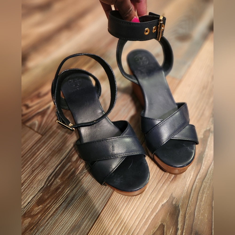 Tory Burch Almita Sandals Size 10